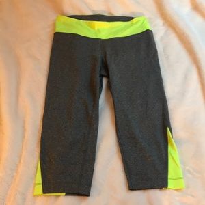 Women’s grey and neon capri leggings